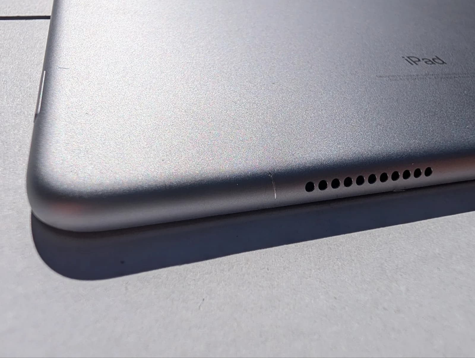 OEM Housing w/ Battery & Parts iPad Pro 10.5" Space Gray WiFi+Cellular Pulled — view 2